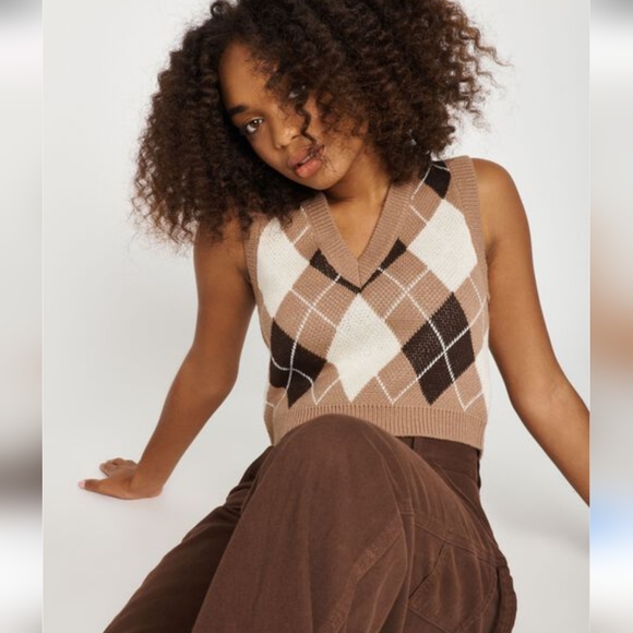 Garage Tops - Garage Abigail Midi Vest